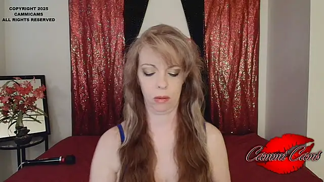 Snapshot of CammiCams chatting on 01.13.25 CammiCams online show from 01.13.25