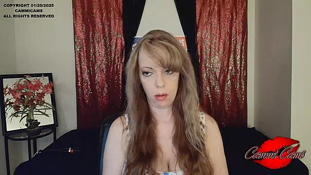 Snapshot of CammiCams chatting on 01.20.25 CammiCams online show from 01.20.25