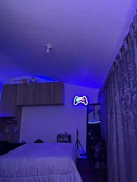 sue   0 online show from 03.12.25