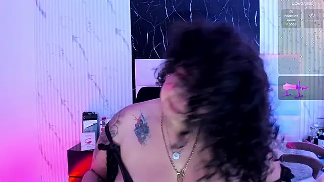 Reginavegaa online show from 10.07.25