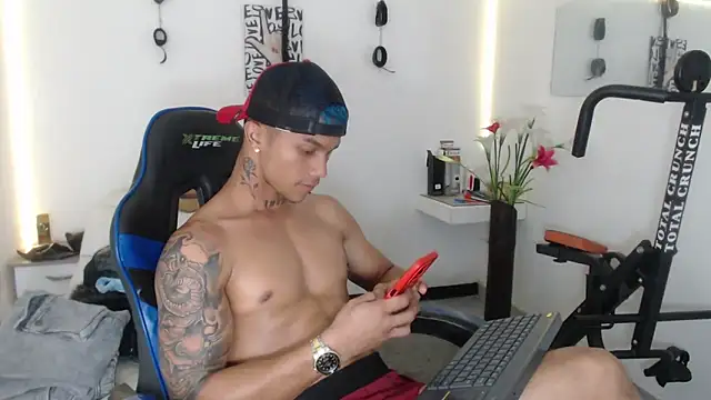 Leonard Price online show from 02.21.25