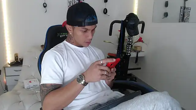 Leonard Price online show from 02.27.25