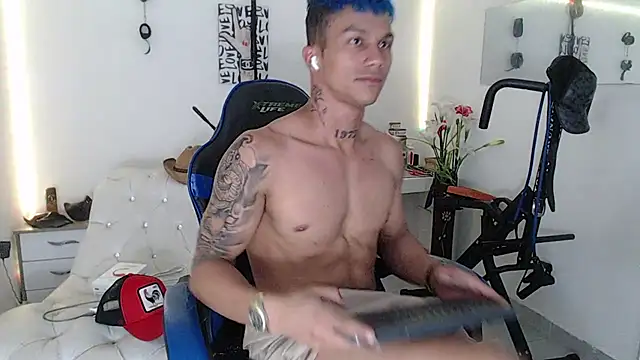 Leonard Price online show from 03.02.25