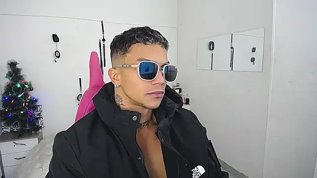 Leonard Price online show from 12.03.25