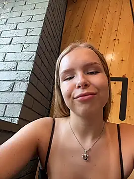mur girl online show from 07.30.26