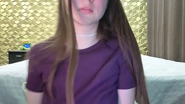 Snapshot of emonyashka_ chatting on 04.16.26 emonyashka online show from 04.16.26
