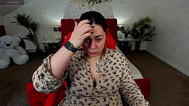 Kittywakee online show from 02.05.25