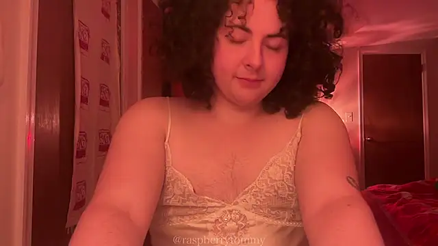 Snapshot of RaspberryTommyFTM chatting on 02.25.26 RaspberryTommyFTM online show from 02.25.26