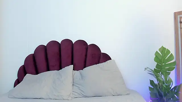 Snapshot of SweetGirl______ chatting on 03.18.26 SweetGirl online show from 03.18.26