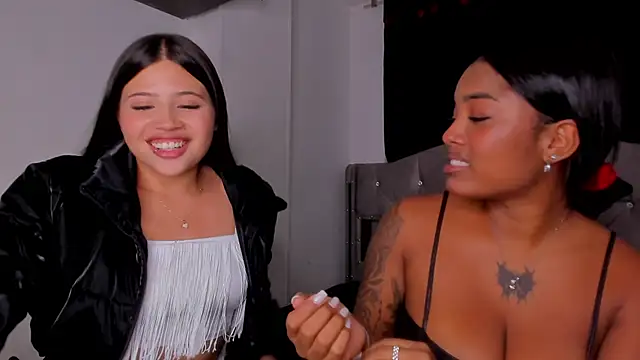 Snapshot of game_with_lesbians_ chatting on 02.25.26 game with lesbians online show from 02.25.26