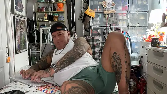 joeytatts66 online show from 11.29.25