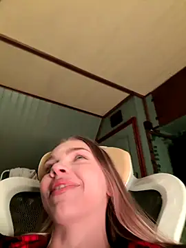 Snapshot of Alice1_secret chatting on 10.12.25 Alice1 secret online show from 10.12.25