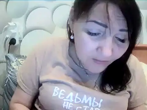 Snapshot of ClaireSunset chatting on 03.31.26 ClaireSunset online show from 03.31.26