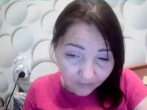 Snapshot of ClaireSunset chatting on 04.02.26 ClaireSunset online show from 04.02.26