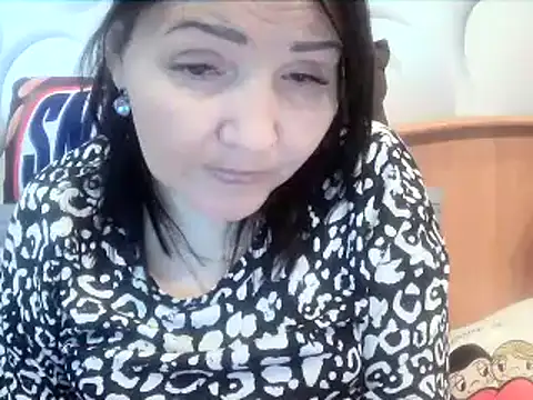 Snapshot of ClaireSunset chatting on 04.24.26 ClaireSunset online show from 04.24.26