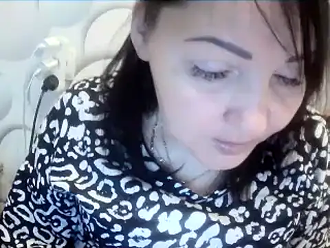 Snapshot of ClaireSunset chatting on 04.25.26 ClaireSunset online show from 04.25.26