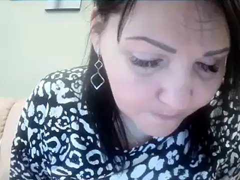 Snapshot of ClaireSunset chatting on 05.19.26 ClaireSunset online show from 05.19.26