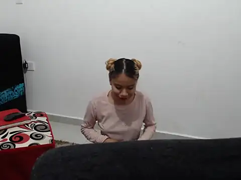 Naomi991 online show from 02.06.25