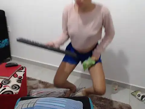 Naomi991 online show from 02.20.25