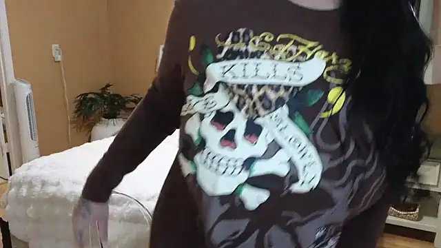 TexasTattooedHouseWife online show from 11.27.25