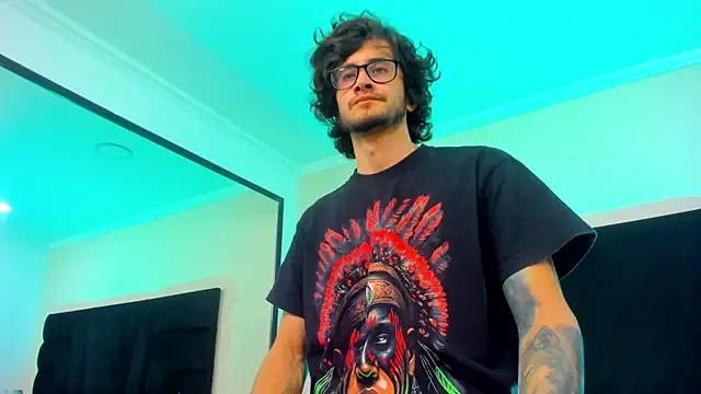 Loggan donnelly online show from 02.02.25