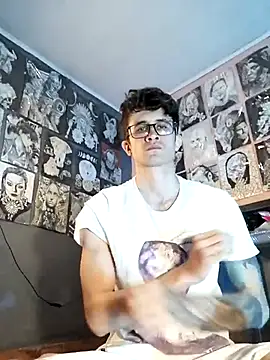 Loggan donnelly online show from 12.17.25