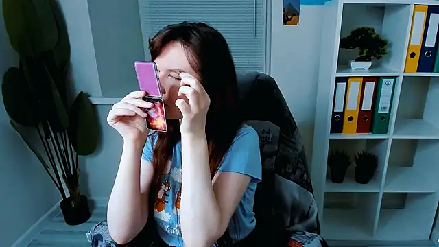 CarolGiggly online show from 09.13.25