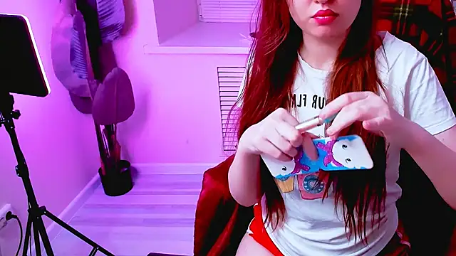 CarolGiggly online show from 10.19.25