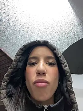 Praga Pink online show from 03.21.25