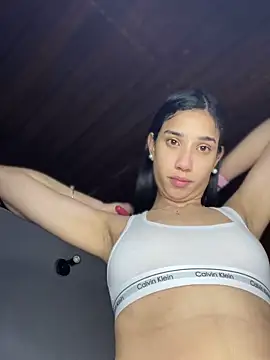 Praga Pink online show from 10.04.25