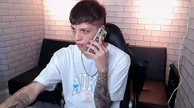 Snapshot of Adam_hard_ chatting on 01.09.25 Adam hard  online show from 01.09.25