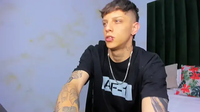 Snapshot of Adam_hard_ chatting on 01.16.25 Adam hard  online show from 01.16.25