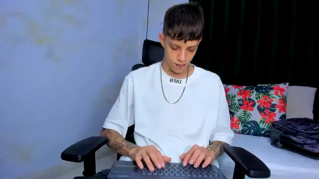 Snapshot of Adam_hard_ chatting on 01.17.25 Adam hard  online show from 01.17.25