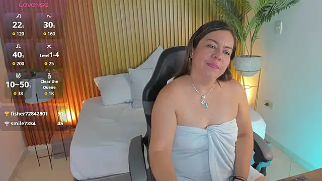 Snapshot of nahia_13 chatting on 04.29.26 nahia 13 online show from 04.29.26