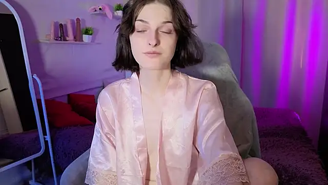 Sweet Paradox online show from 09.27.25