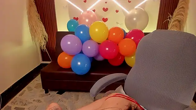 lunaalynch online show from 02.26.26