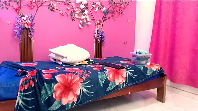 analdeepalejandra18 online show from 12.22.25