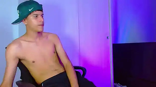 LiamGadiell online show from 12.24.24