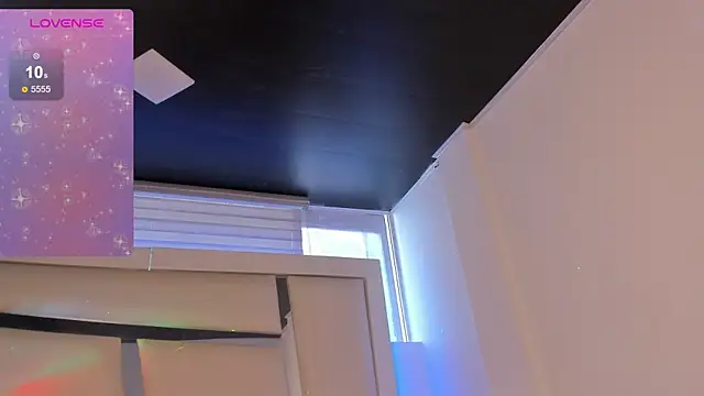 Snapshot of Mis__lola chatting on 09.25.25 Mis  lola online show from 09.25.25