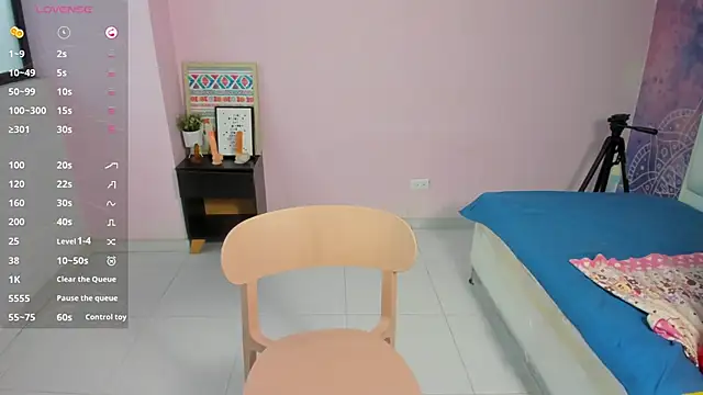 lauren rios7 online show from 10.03.25