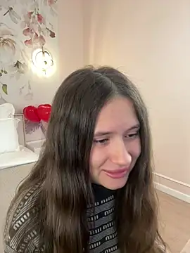 milaleoneli online show from 02.18.26