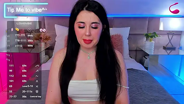 Mayzzie online show from 11.13.25