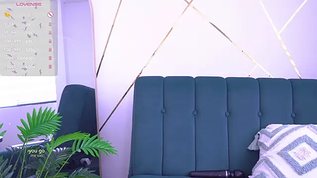 Snapshot of b3llaspringg chatting on 09.26.25 b3llaspringg online show from 09.26.25