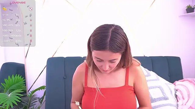 Snapshot of b3llaspringg chatting on 11.25.25 b3llaspringg online show from 11.25.25