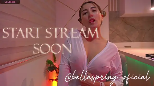 Snapshot of b3llaspringg chatting on 06.26.26 b3llaspringg online show from 06.26.26