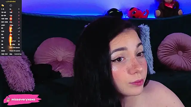 AveryWillow online show from 03.31.26