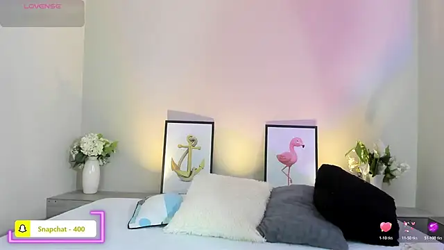 naomiii   online show from 04.16.26