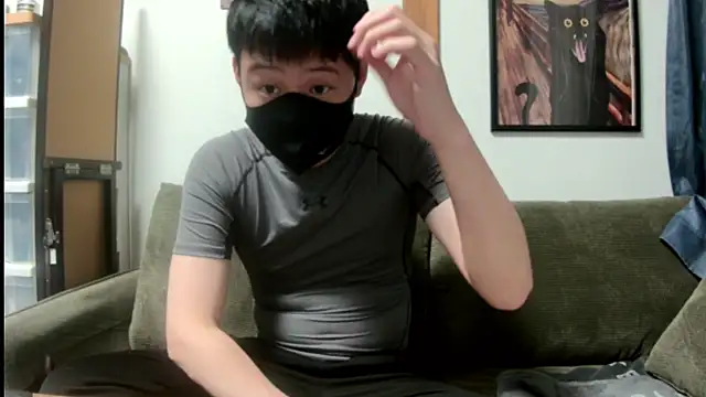 Snapshot of tuki_fu chatting on 03.08.25 tuki fu online show from 03.08.25