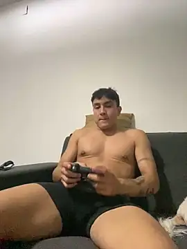 LCarreraa online show from 01.28.25