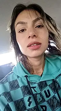 Snapshot of Karolgood3 chatting on 01.15.25 Karolgood3 online show from 01.15.25